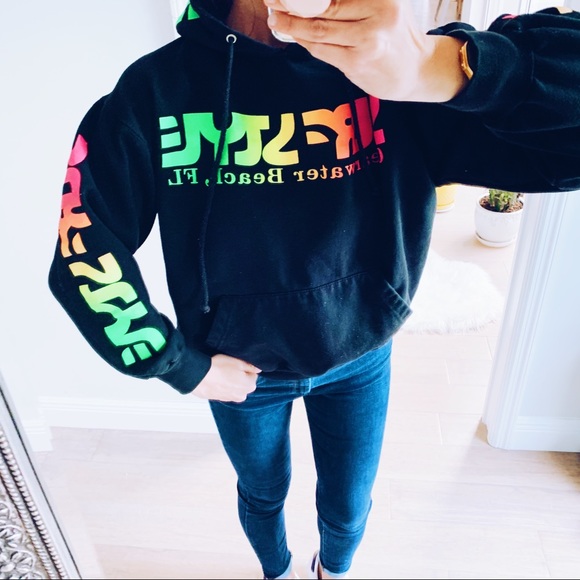 Vintage Surf Style Clearwater Hoodie - Picture 2 of 5